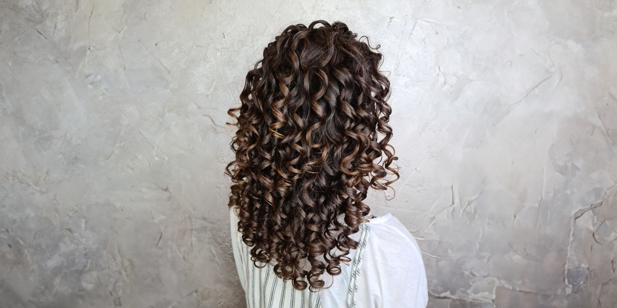 Discover Curly Hair Care at Pretty Curly Girl