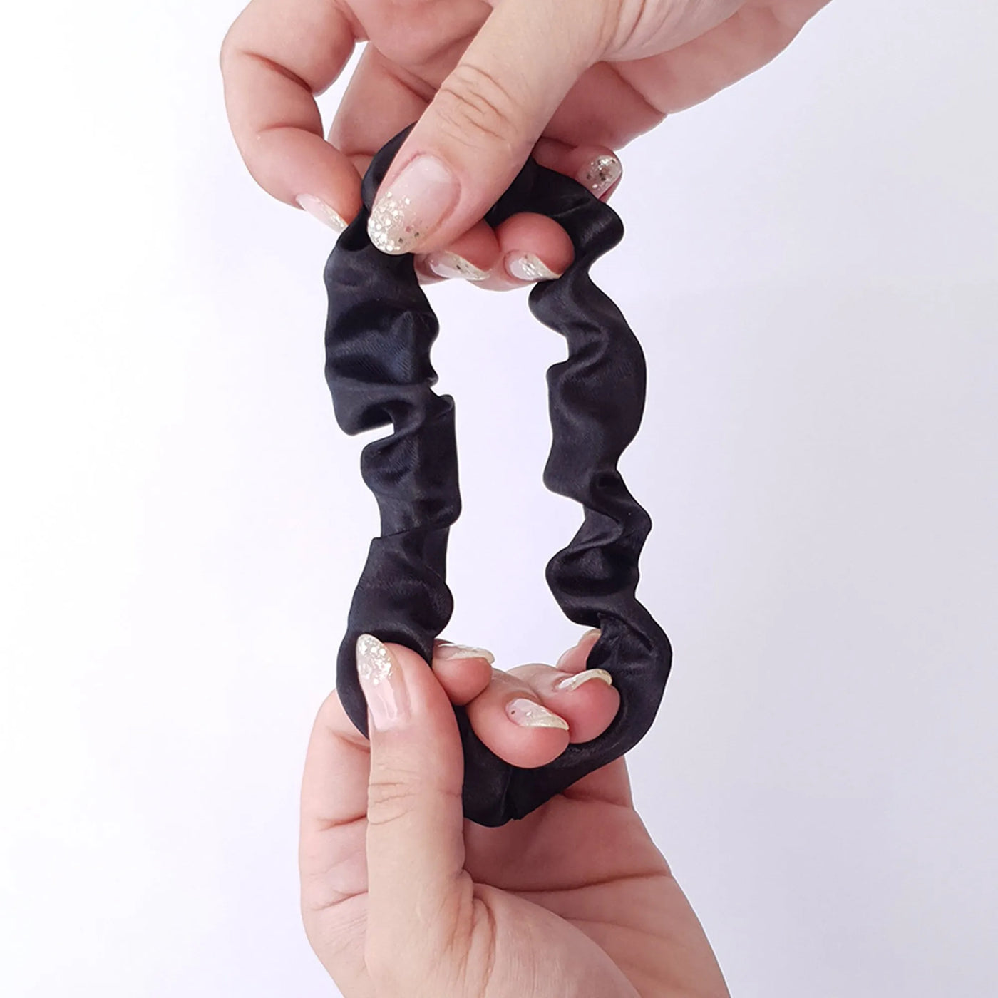 Soulta: Black satin scrunchie · Pretty Curly Girl